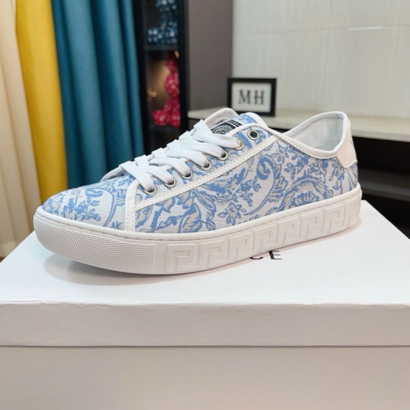 Givenchy Sneakers